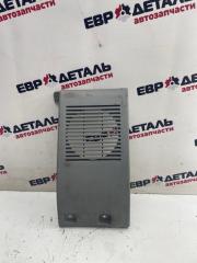 Запчасть накладка декоративная передняя правая Mitsubishi Space Runner 1997