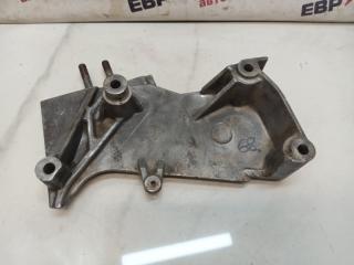 Запчасть кронштейн двигателя Hyundai Tucson 2008