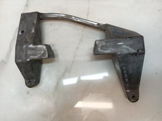 Запчасть кронштейн кпп Mercedes Benz Vito 2000