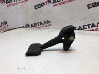 Запчасть ручка открывания капота lada Kalina 2008