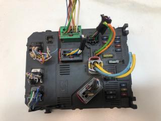 Блок предохранителей Citroen c3 2002