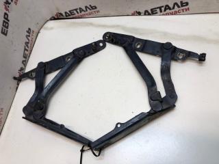 Петля крышки багажника Audi 80 B3 1988 Б/У Петля крышки багажника Audi 80 B3 1988