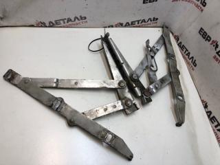 Фото запчасти петля капота Mercedes Benz Vito 2000 Б/У запчасть Запчасть петля капота Mercedes Benz Vito 2000