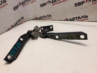 Петля капота 80 B3 1988 Седан 1.8 RU