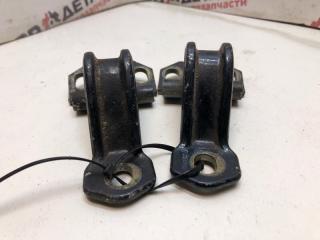 Петля двери багажника Mercedes Benz ML350 внедорожник 3.7 112970