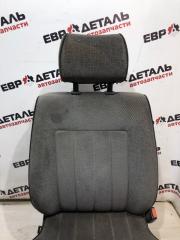 Сиденье переднее правое Volkswagen Passat B3 универсал 1.8 RP