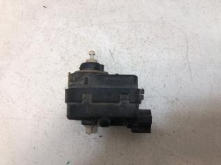 Фото запчасти корректор фар Nissan Primera P11 2001 Б/У запчасть Запчасть корректор фар Nissan Primera P11 2001