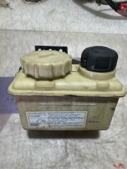 Запчасть бачок гидроусилителя руля HYUNDAI HD120 2008-2012 EURO 3 2012 Рефрижератор D6DA22 Б/У Бачок гидроусилителя руля HYUNDAI HD120 2008-2012 EURO 3 2012 Рефрижератор D6DA22 Б/У