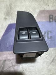 Кнопка стеклоподъемника передняя левая Hongyan-Iveco 908 GENLVON 8X4 2023