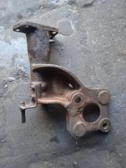 Кронштейн энергоаккумулятора задний левый Hyundai HD 170/250/260/1000 2013
