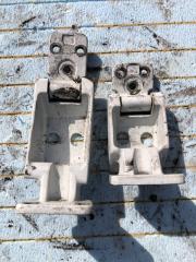 Петля двери задняя левая Sollers Atlant 2023 Б/У Петля двери задняя левая Sollers Atlant 2023