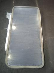 Стекло заднее Hyundai HD120 Евро4 2015 Б/У Стекло заднее Hyundai HD120 Евро4 2015