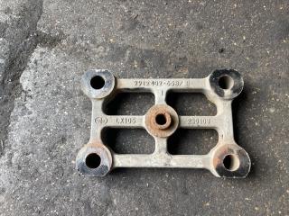 Кронштейн рессоры FAW J6P-420 8X4 2023 Б/У Кронштейн рессоры FAW J6P-420 8X4 2023