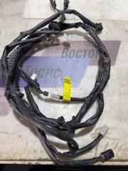 Проводка двери левая Shacman X3000 6X4 2022 Б/У Проводка двери левая Shacman X3000 6X4 2022