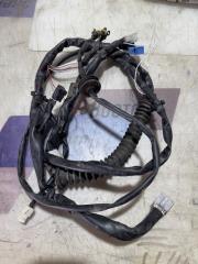 Проводка двери правая Shacman X3000 6X4 2022 Б/У Проводка двери правая Shacman X3000 6X4 2022