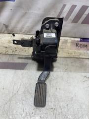 Педаль газа Hyundai Mighty EX8 2021 Б/У Педаль газа Hyundai Mighty EX8 2021