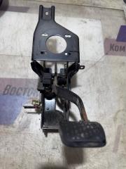 Педаль сцепления Hyundai Mighty EX8 2021