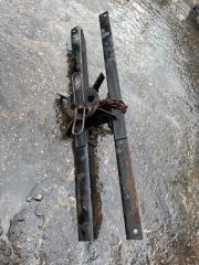 Механизм подъема запасного колеса задний Hyundai Mighty EX8 2021