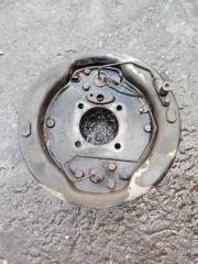 Щит тормозной в сборе передний правый Hyundai Mighty EX8 2021