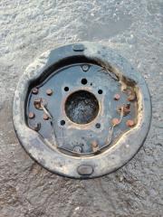 Щит тормозной в сборе задний правый Hyundai Mighty EX8 2021