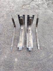 Кронштейн топливного бака Hyundai Mighty EX8 2023