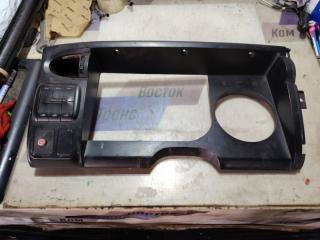Накладка на торпедо Hyundai HD120 2008-2012 EURO 3 2008 Б/У Накладка на торпедо Hyundai HD120 2008-2012 EURO 3 2008