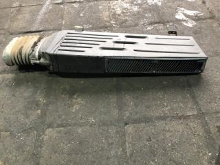 Воздухозаборник Hongyan-Iveco 908 GENLVON 8X4 2023 Б/У Воздухозаборник Hongyan-Iveco 908 GENLVON 8X4 2023