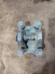 Петля буксировочная Hongyan-Iveco 908 GENLVON 8X4 2023 Б/У Петля буксировочная Hongyan-Iveco 908 GENLVON 8X4 2023