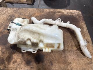 Бачок стеклоомывателя Renault T 4X2 2019 Б/У Бачок стеклоомывателя Renault T 4X2 2019