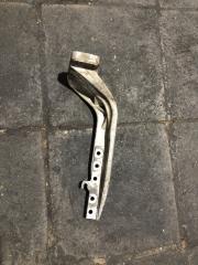 Крепление глушителя Renault T 4X2 2019