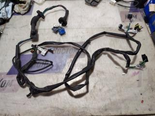 Проводка двери передняя правая Hongyan-Iveco 908 GENLVON 8X4 2022 Б/У Проводка двери передняя правая Hongyan-Iveco 908 GENLVON 8X4 2022