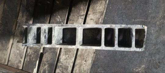 Кронштейн балансира правый Shacman X3000 6x6 2022