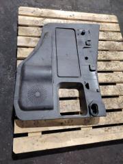 Обшивка боковой двери передняя левая Iveco EuroCargo ML180E25 2017