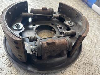 Колодки тормозные задние правые Hyundai HD78 EURO 5 2021 Б/У Колодки тормозные задние правые Hyundai HD78 EURO 5 2021
