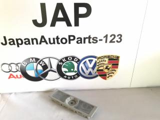 Запчасть плафон салонный Volkswagen Tiguan 2008