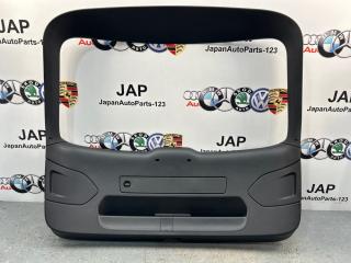 Обшивка крышки багажника Audi Q3 2015