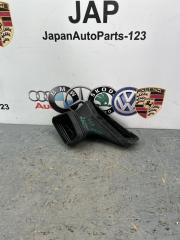 Воздуховод Audi A4 2010