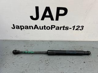 Амортизатор капота Audi A1 2011