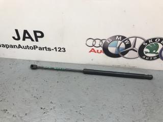 Амортизатор крышки багажника Audi A1 2011