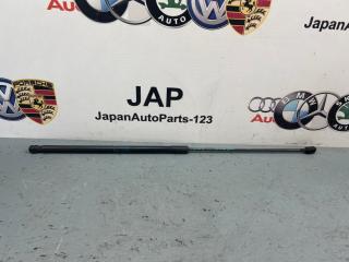 Амортизатор капота Volkswagen Passat 2012