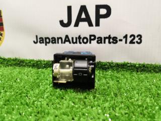 Запчасть кнопка обогрева сидений левая Porsche Cayene 2008