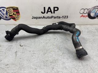 Патрубок радиатора Audi Q5 2011