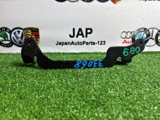 Фото запчасти кронштейн Audi A7 2011 контрактная запчасть Запчасть кронштейн Audi A7 2011
