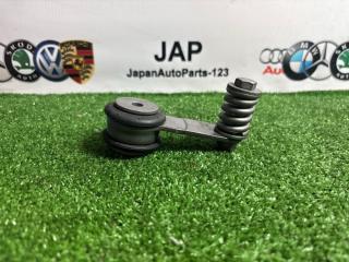 Кронштейн глушителя Audi Q5 2013