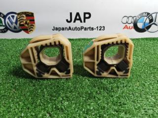 Запчасть кронштейн радиатора Volkswagen GOLF 2011