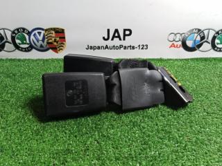 Запчасть замок ремня безопасности задний Volkswagen JETTA 2014
