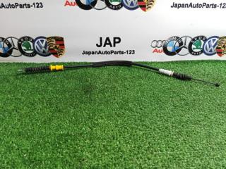 Запчасть трос замка двери Audi Q3 2012
