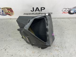 Корпус воздушного фильтра Audi A4 2009