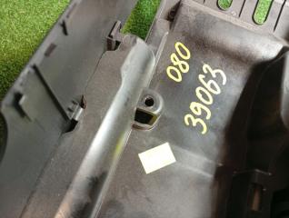 Кожух рулевой колонки Q3 2012