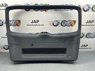 Обшивка крышки багажника Audi Q5 2011 8R0867979B контрактная